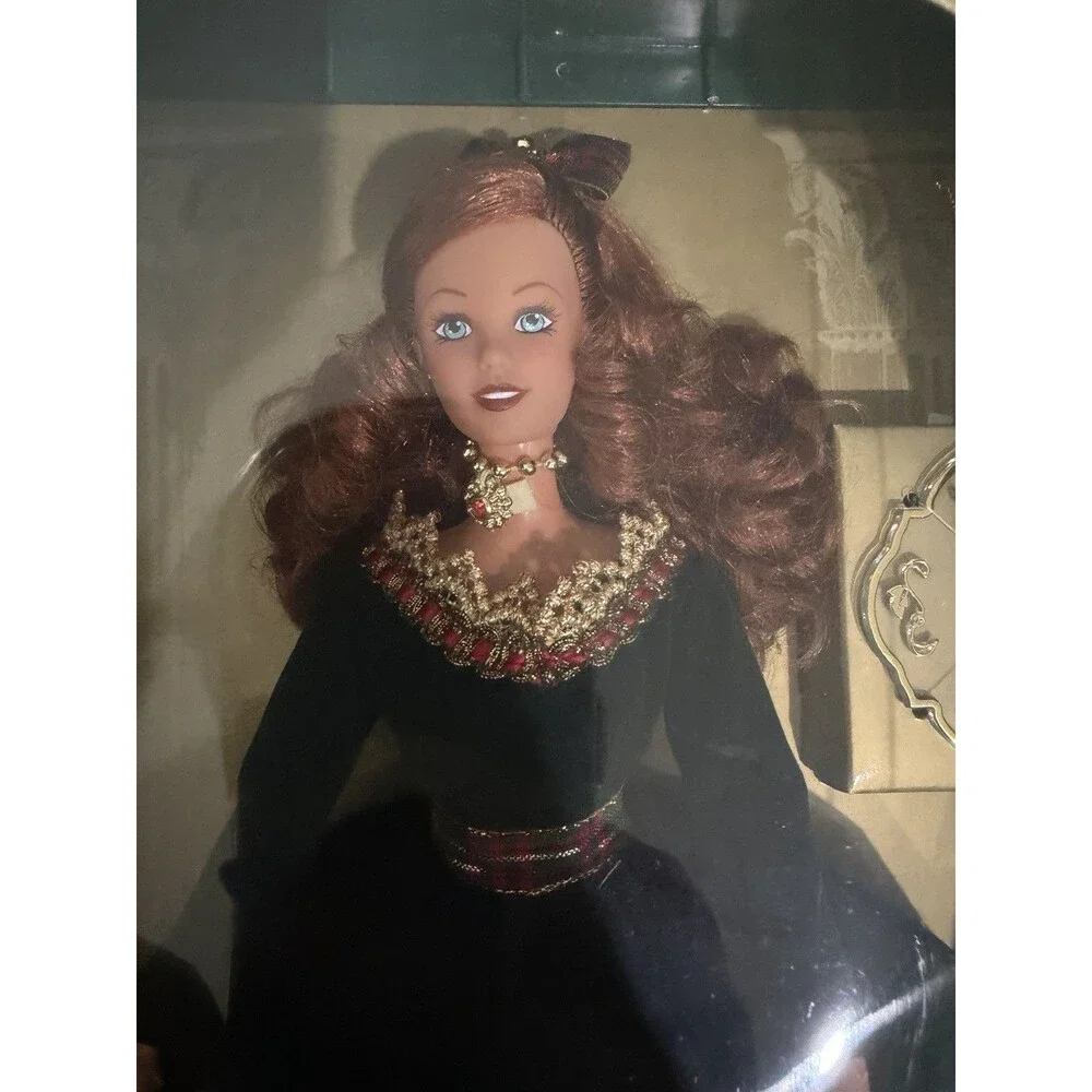 Holiday Elegance Barbie 1999 Toys R Us Exclusive New In Box